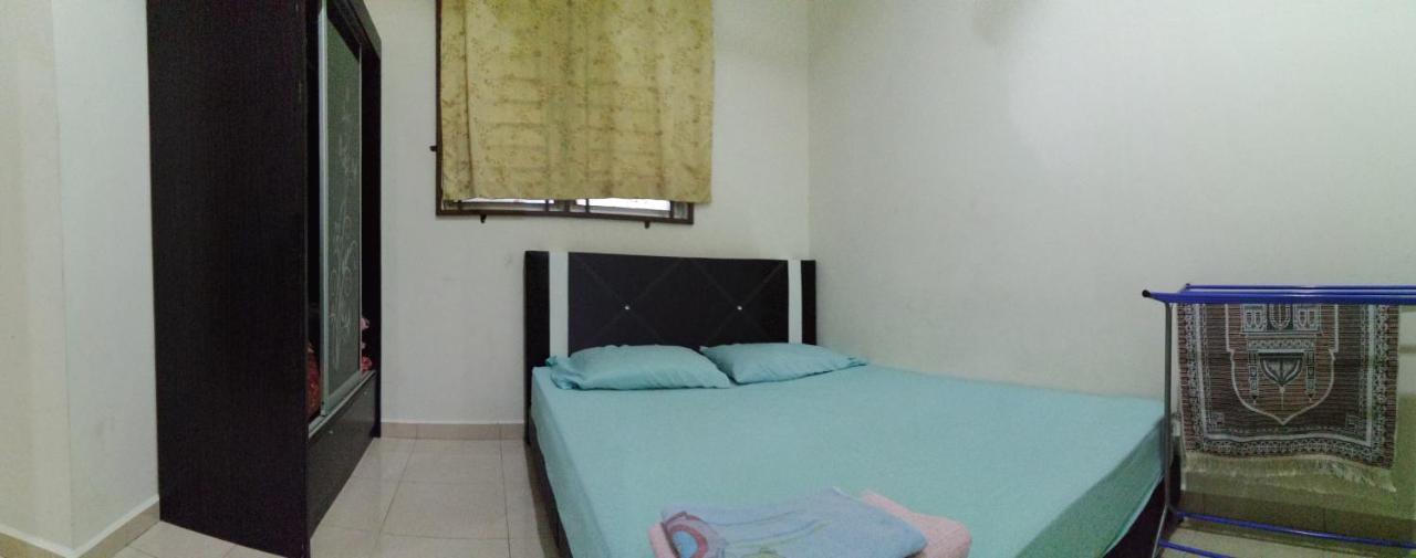 Assyifa Homestay 龙运 外观 照片