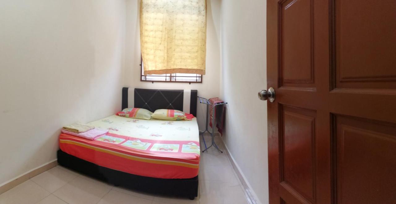 Assyifa Homestay 龙运 外观 照片